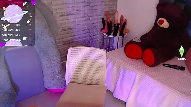 TinnaCobb online show from 05-15-26, 04:16