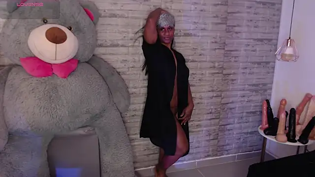 TinnaCobb online show from 03-13-26, 04:12