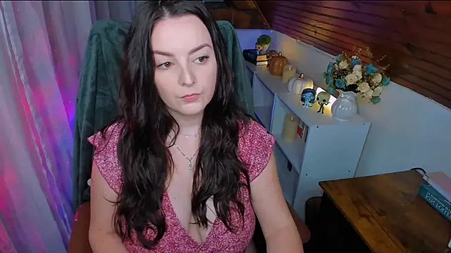 ErinMarshall online show from 11-25-25, 03:34