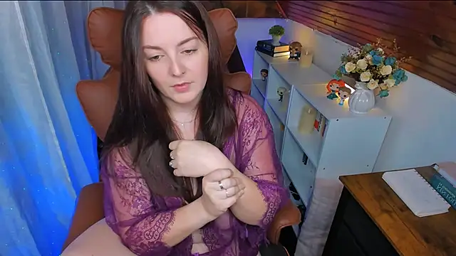 ErinMarshall online show from 09-22-25, 02:23