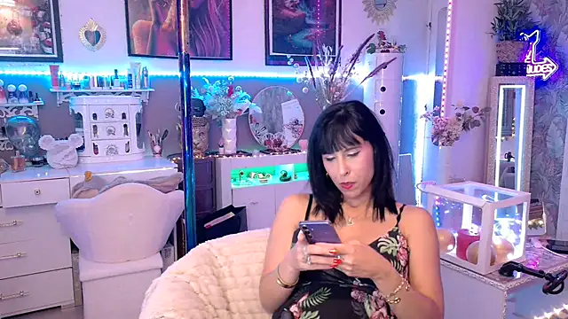 misscectito13 online show from 05-31-26, 01:11