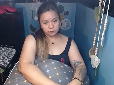 ambersmile online show from 10-26-25, 12:00