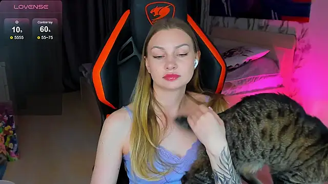 BiMolly online show from 05-27-26, 11:01