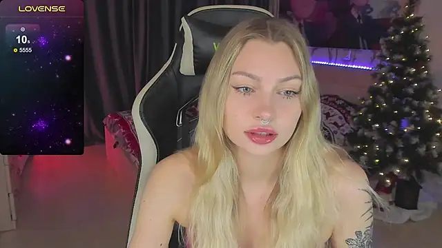 BiMolly online show from 01-06-25, 10:26