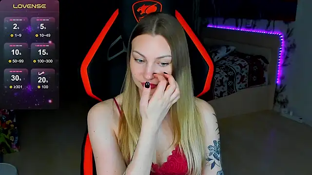 BiMolly online show from 03-07-26, 08:36