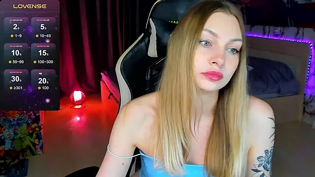 BiMolly online show from 10-21-25, 06:51