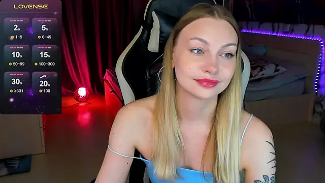 BiMolly online show from 09-17-25, 02:19