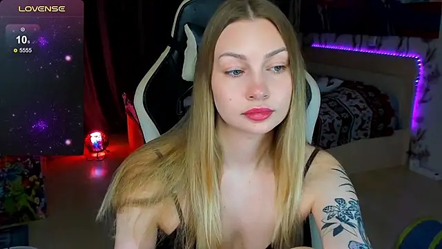 BiMolly online show from 12-03-25, 02:01