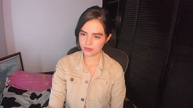 mia collins x online show from 09-11-25, 08:31