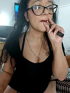 PichyPrettyPussy online show from 12-08-24, 09:24