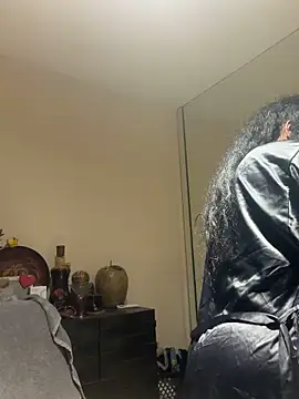 PichyPrettyPussy online show from 05-19-26, 03:08