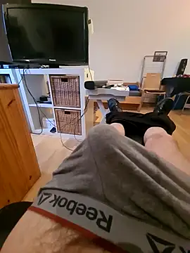 Snapshot of PetePro1989 chatting on 11-02-25, 02:33 PetePro1989 online show from 11-02-25, 02:33