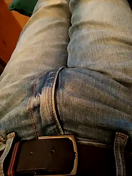 Snapshot of PetePro1989 chatting on 02-10-25, 05:52 PetePro1989 online show from 02-10-25, 05:52