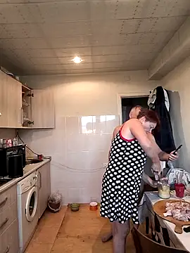  lady red  online show from 09-23-25, 02:13