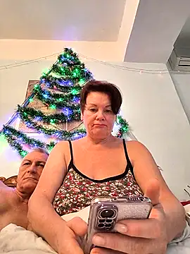  lady red  online show from 12-21-25, 06:15