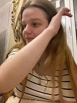 Snapshot of -MimmiLissa- chatting on 02-02-25, 09:23 -MimmiLissa- online show from 02-02-25, 09:23