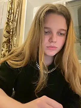 Snapshot of -MimmiLissa- chatting on 10-14-25, 03:34 -MimmiLissa- online show from 10-14-25, 03:34