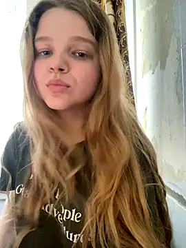 Snapshot of -MimmiLissa- chatting on 09-09-25, 10:36 -MimmiLissa- online show from 09-09-25, 10:36