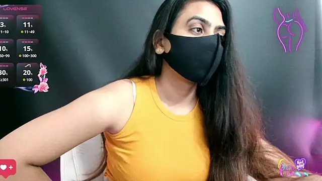 Snapshot of DesiZoya chatting on 07-13-26, 07:29 DesiZoya online show from 07-13-26, 07:29