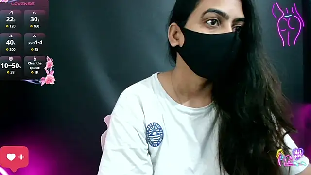 Snapshot of DesiZoya chatting on 06-26-26, 12:05 DesiZoya online show from 06-26-26, 12:05