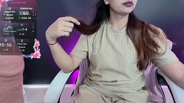 Snapshot of DesiZoya chatting on 10-09-25, 07:20 DesiZoya online show from 10-09-25, 07:20
