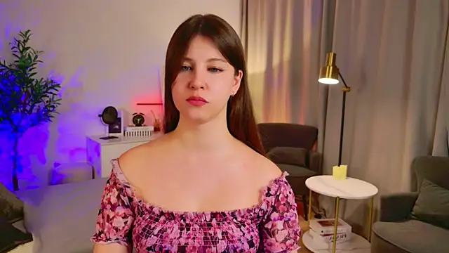 ElizaMild online show from 06-13-26, 01:20