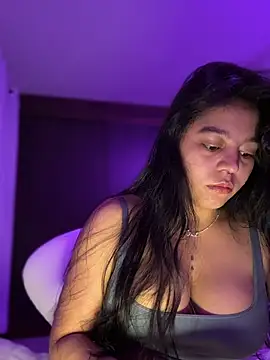 Naiara sex online show from 12-05-25, 05:06