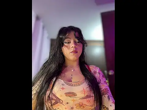 Naiara sex online show from 11-08-25, 03:43