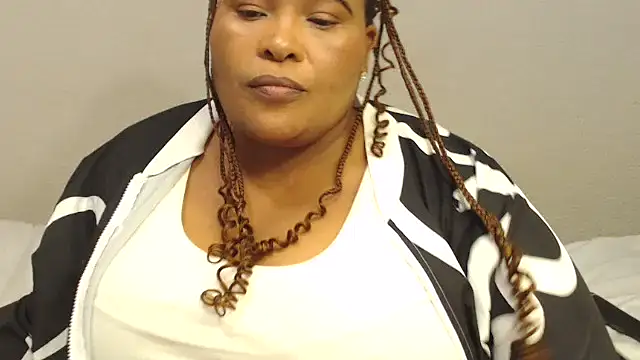 zandile online show from 09-24-25, 05:19