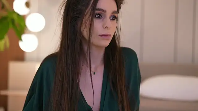 DoviaClaire online show from 01-16-26, 08:29