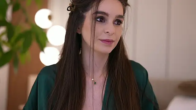 DoviaClaire online show from 03-07-26, 08:10