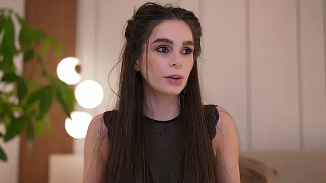 DoviaClaire online show from 02-07-26, 08:00