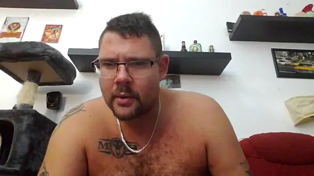 Snapshot of sexykevin17cm chatting on 10-14-25, 07:47 sexykevin17cm online show from 10-14-25, 07:47