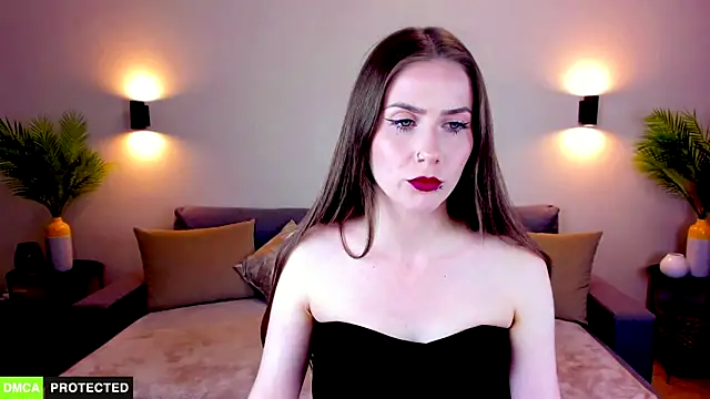 TheWoman   online show from 04-28-26, 07:29