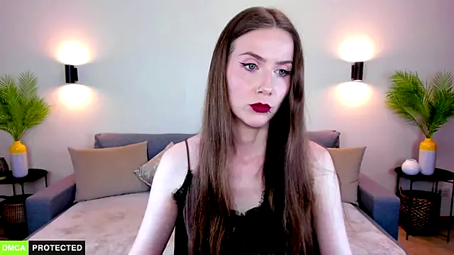 TheWoman   online show from 05-27-26, 11:06