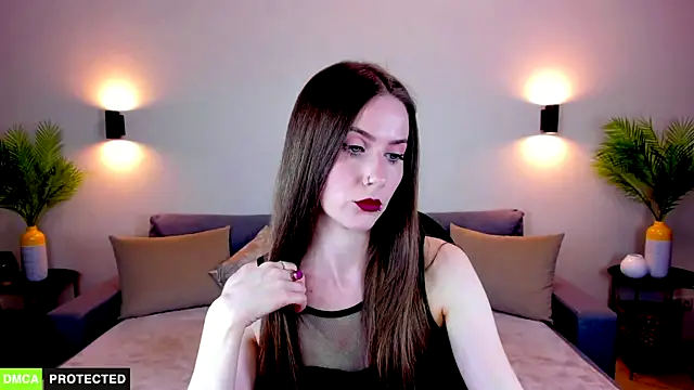 TheWoman   online show from 04-09-26, 07:09