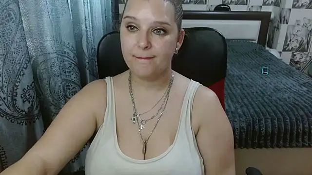 Snapshot of Boolochka chatting on 06-03-26, 01:56 Boolochka online show from 06-03-26, 01:56