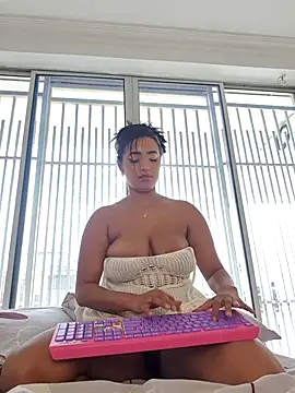 Shantal Lovee online show from 12-28-24, 08:04