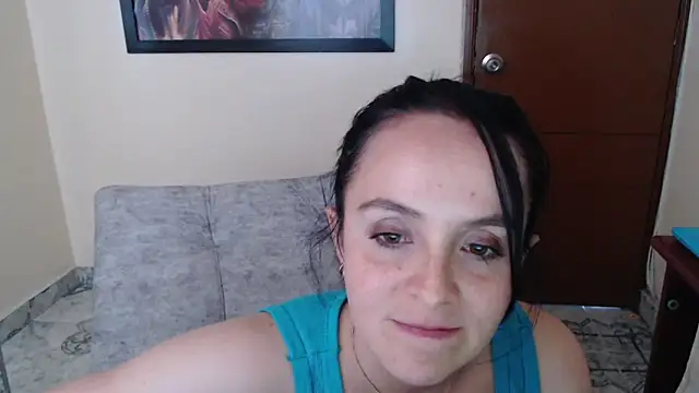 Snapshot of antara_hotgirl chatting on 09-12-25, 09:25 antara hotgirl online show from 09-12-25, 09:25