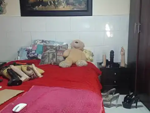 Snapshot of RobertaHott chatting on 02-07-26, 07:33 RobertaHott online show from 02-07-26, 07:33