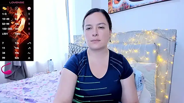 angelaagomez online show from 05-21-26, 07:22