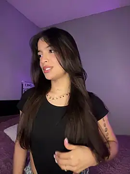Snapshot of Sammy_pink chatting on 03-19-25, 12:15 Sammy pink online show from 03-19-25, 12:15
