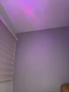 Snapshot of Sammy_pink chatting on 12-06-24, 03:35 Sammy pink online show from 12-06-24, 03:35