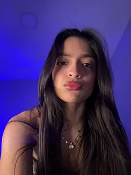 Snapshot of Sammy_pink chatting on 01-25-25, 12:38 Sammy pink online show from 01-25-25, 12:38