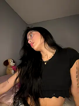 Sammy pink online show from 12-14-25, 10:48