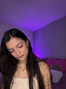 Snapshot of Sammy_pink chatting on 02-09-25, 08:56 Sammy pink online show from 02-09-25, 08:56