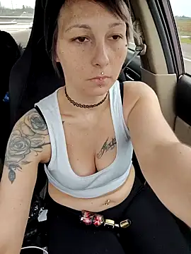 Snapshot of Babii_Nova chatting on 12-23-24, 09:18 Babii Nova online show from 12-23-24, 09:18