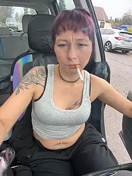 Snapshot of Babii_Nova chatting on 11-22-25, 08:51 Babii Nova online show from 11-22-25, 08:51