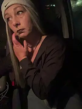 Snapshot of Babii_Nova chatting on 01-16-26, 03:10 Babii Nova online show from 01-16-26, 03:10