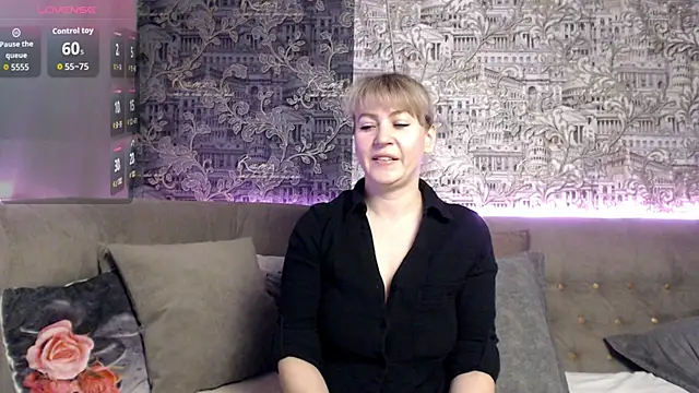 mandy foxxx online show from 10-22-25, 11:20